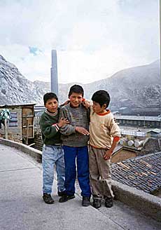 Varias regiones de Perú acusan contaminación después de años de minería