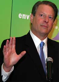 Barrick Gold fue expulsada como financista de visita de Al Gore a Chile