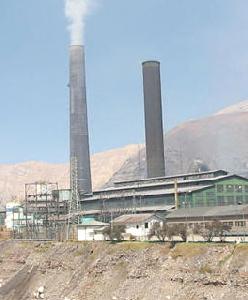 La planta de fundición de cobre en La Oroya