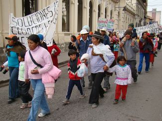 Los vecinos de San Salvador a la marcha