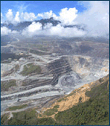 Vista aérea de la mina Porgera en Papua Nueva Guinea