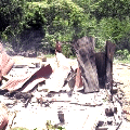 Campesinos queman depósito de minera
