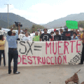 Plantón en oficinas de Minera San Xavier deriva en atentados contra la vida de varios manifestantes