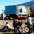 Minera La Alumbrera quiere ingresar los camiones por otro paso fronterizo