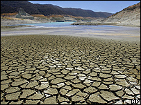 Mineras agotaron el agua en norte de Chile