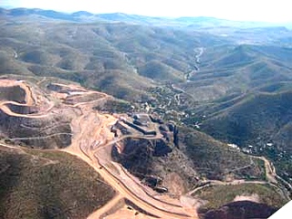 Más allá de las fronteras: la minería de tajo abierto