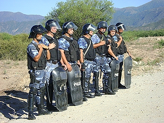Fuerzas policiales que acompañaron a la fiscal