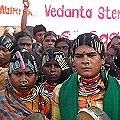 Protesta del pueblo dongria kondh contra minera Vedanta