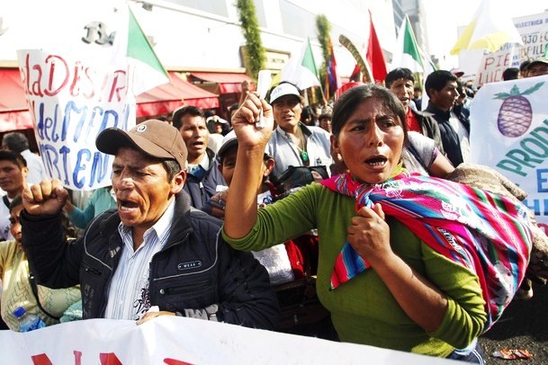 Suspenden protestas en Puno y garantizan elecciones