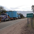 A pesar de la represión los vecinos siguen bloqueando a camiones de La Alumbrera