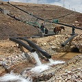 Minera Yanacocha bombea agua con metales pesados a Baños del Inca