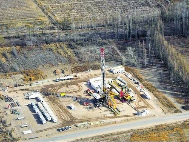 Explosión en pozo de fracking de Apache en Allen