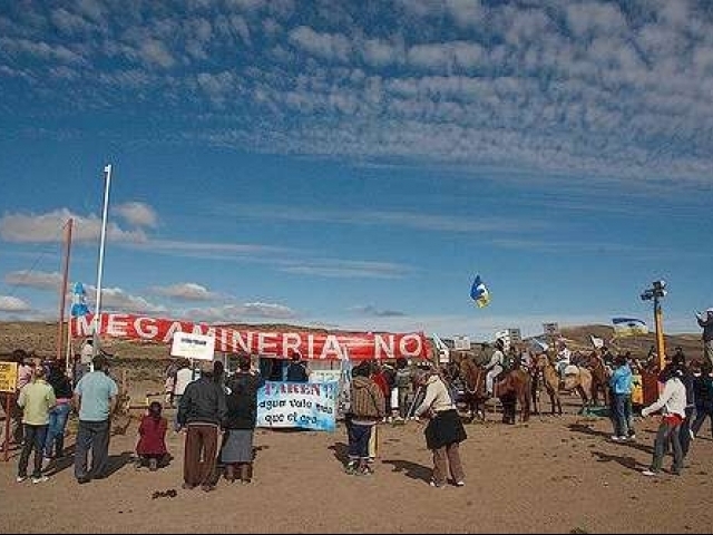 22 de marzo, día mundial del agua con cabalgata en la meseta del Chubut