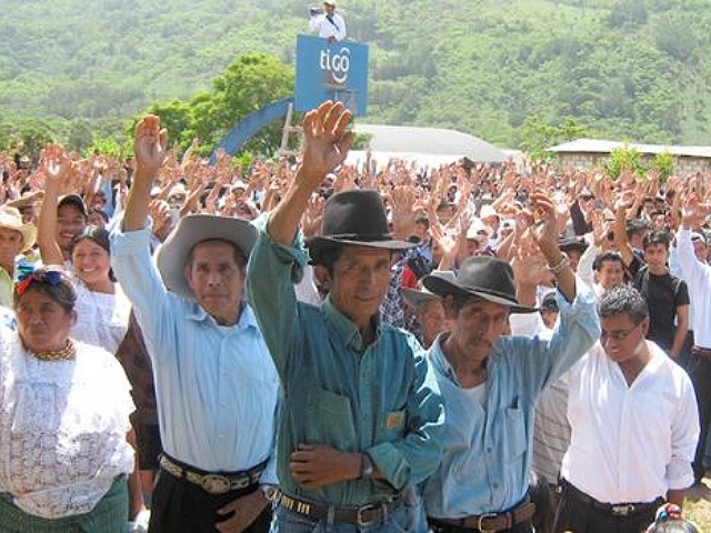 Miles de pobladores reafirmaron el rechazo a la minería