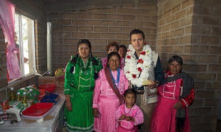 Peña Nieto: Matar campesinos y apoyar mineras canadienses
