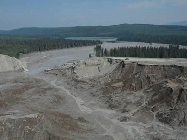 Desastre ambiental en Canadá por colapso de dique de colas de minera