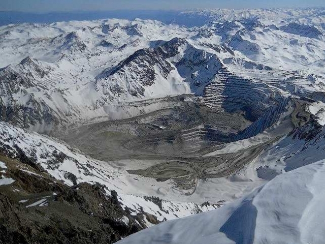 Codelco reconoce la intervención de 5 glaciares en su proyecto Andina 244