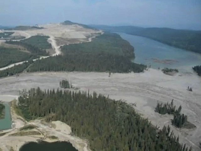 Can-ColumbiaBrit-MountPolley-colas