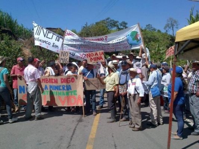 Palocabildo, Casabianca y Falan se movilizaron contra exploración minera