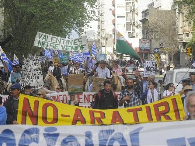 Críticas al plan para cerrar minas de Aratirí