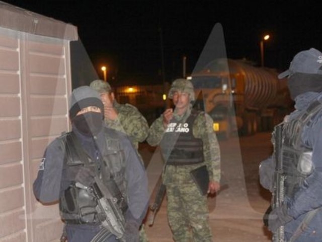 Envían al ejército por protesta de ejiditarios ante minera en Zacatecas