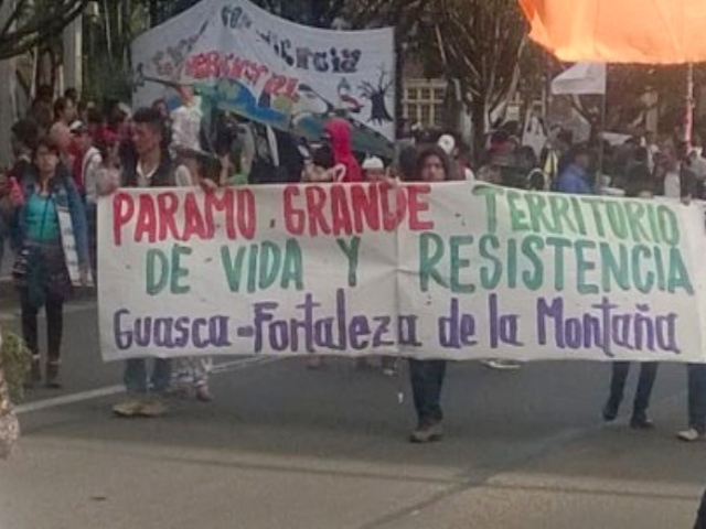 Marcharon en Bogotá para que no se entreguen licencia minero-energéticas en los páramos
