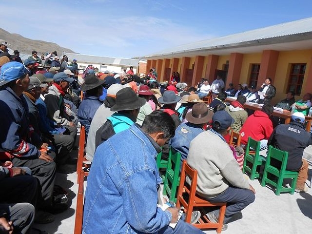Pobladores se oponen a taller participativo de minera Buenaventura
