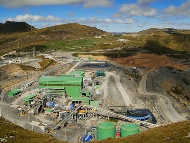 Las mineras San Nicolás y Gold Fields contaminan en Hualgayoc