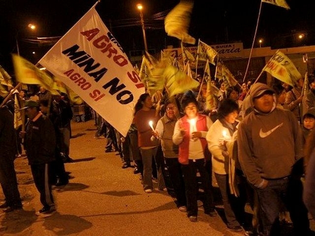 Retoman protestas en Islay contra el proyecto minero Tía María