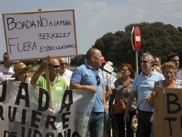 Cortan ruta para protestar contra la mina de uranio de Retortillo