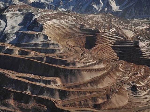 La Justicia ordenó parar la actividad de mina Veladero por cinco días para inspeccionar