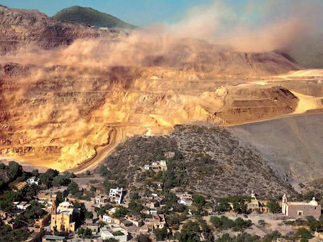 Advierten riesgo de derrames de agua cianurada en Cerro de San Pedro