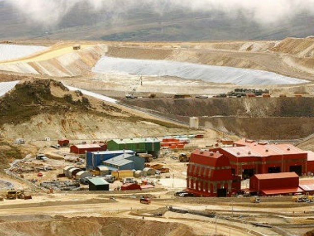 Incremento de lluvias por El Niño podría afectar a la extracción minera