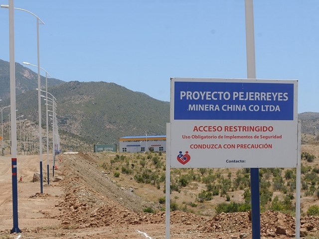 Vecinos de Pejerreyes e Higueritas acusan a minera china de utilizar el agua del pueblo