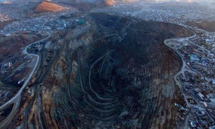 La enorme mina a cielo abierto que ‘devora’ a la ciudad de Pasco