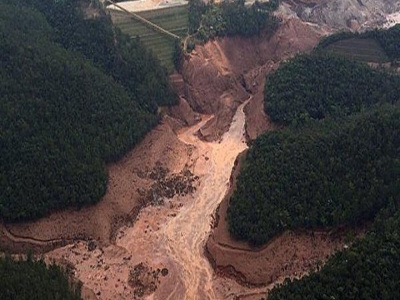 Mina que causó un desastre ambiental en Brasil tuvo otro deslizamiento