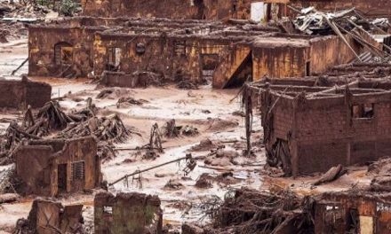 Fiscalía demanda a mineras responsables del vertido tóxico en Brasil para que indemnice las víctimas