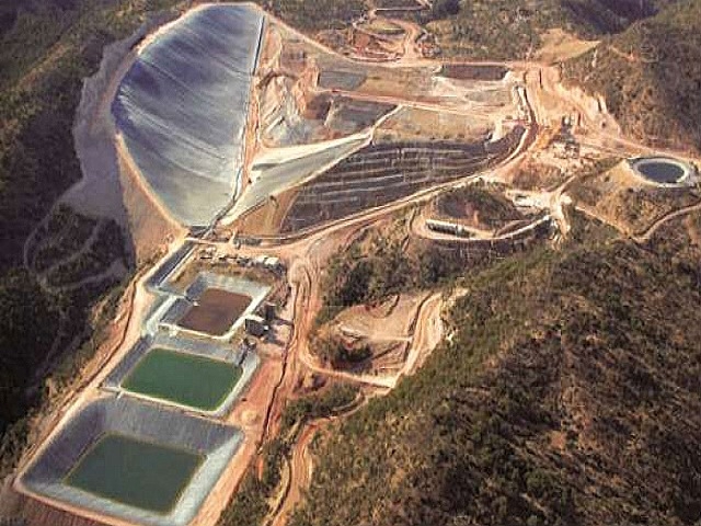 Las mineras se beben a diario el agua de más de 3.2 millones de mexicanos