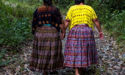 Un grupo de mujeres en Guatemala se enfrenta a una empresa minera canadiense
