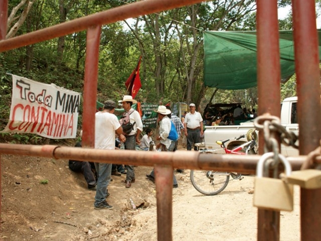 Juzgado dicta arraigo contra ejecutivos de la mina La Puya