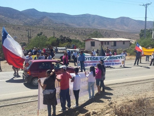 Por tercera vez en el año vecinos de Pejerreyes protestaron contra planta minera china