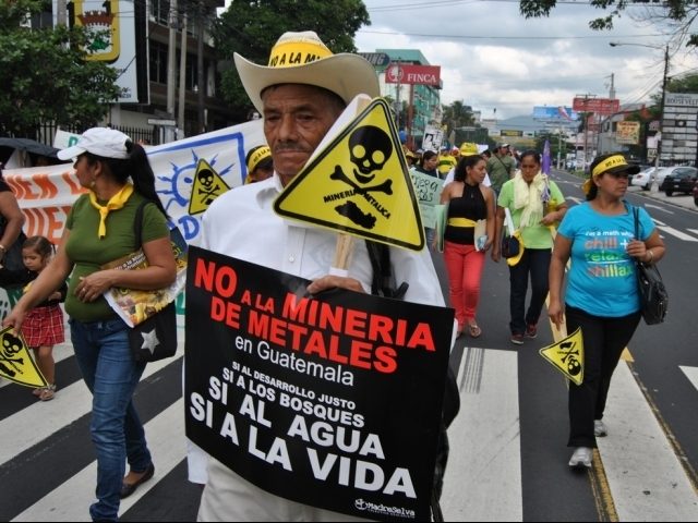 Organizaciones reclaman a Parlamentarios de El Salvador prohibir explotación minera y zafar de los Tratados de Libre Comercio
