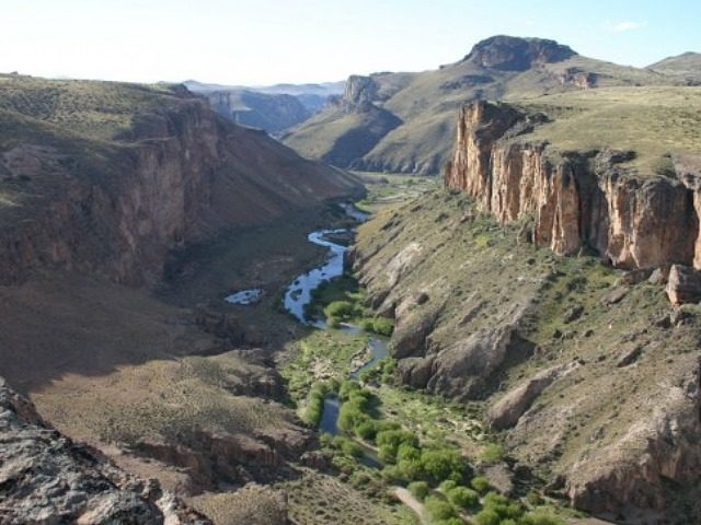 Patagonia Gold espera resolución de amparo judicial para catear cerca de Cueva de las Manos