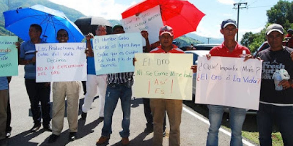 Legisladores se oponen a explotación minera en el valle de San Juan
