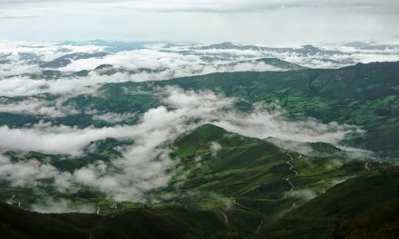 Perú autoriza a minera canadiense a operar en zona de frontera