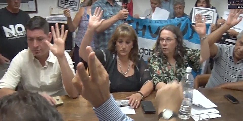 Concejales de Esquel declararon el rechazo unánime a la mega minería en Chubut