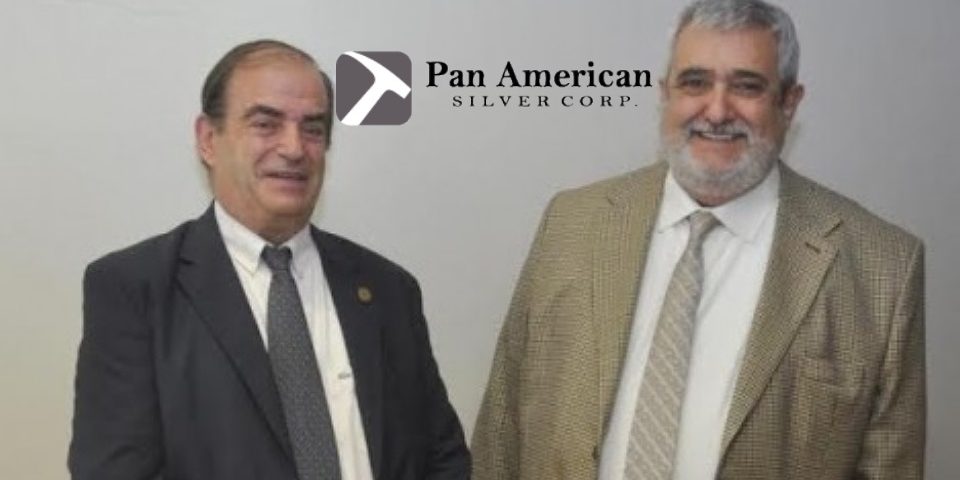 Dos diputados al servicio de Pan American Silver publicitan el proyecto Navidad