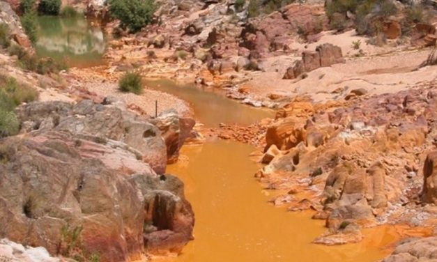 Contaminación minera hace migrar a campesinos e indígenas en Potosí