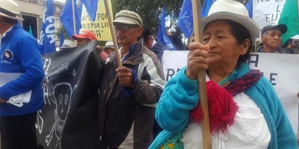 Campesinos de Azuay rechazaron la minería en una marcha