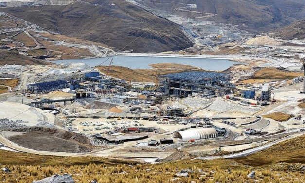 Perú: la pobreza se concentra en las regiones con minas de oro